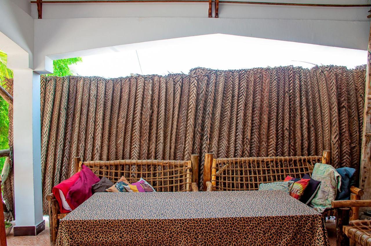 Palm Nungwi Bed and Breakfast Exterior foto